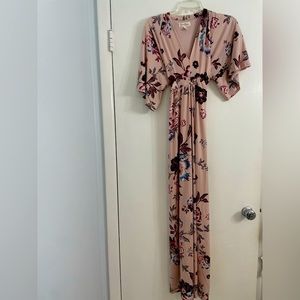 Jessica Simpson Maternity Dress, size M - like new